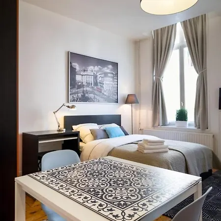 Old Town - Cozy And Functional Studio Apartment